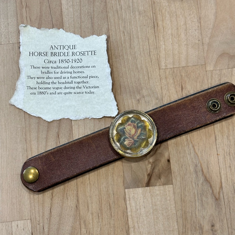 Brown Leather Antique Horse Bridle Rosette Floral Design Bracelet